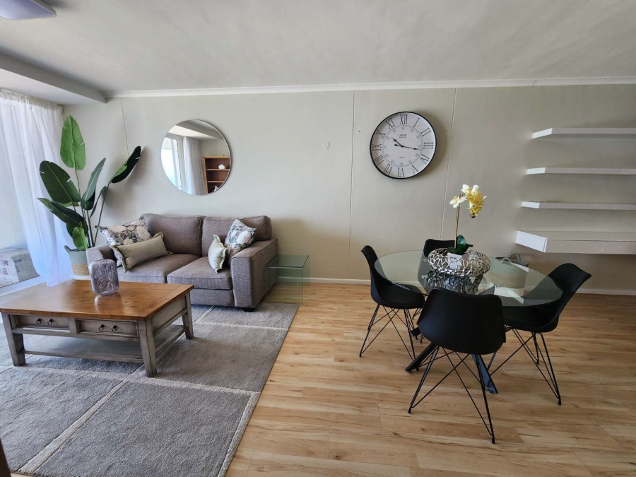 2 Bedroom Property for Sale in Blaauwberg Western Cape